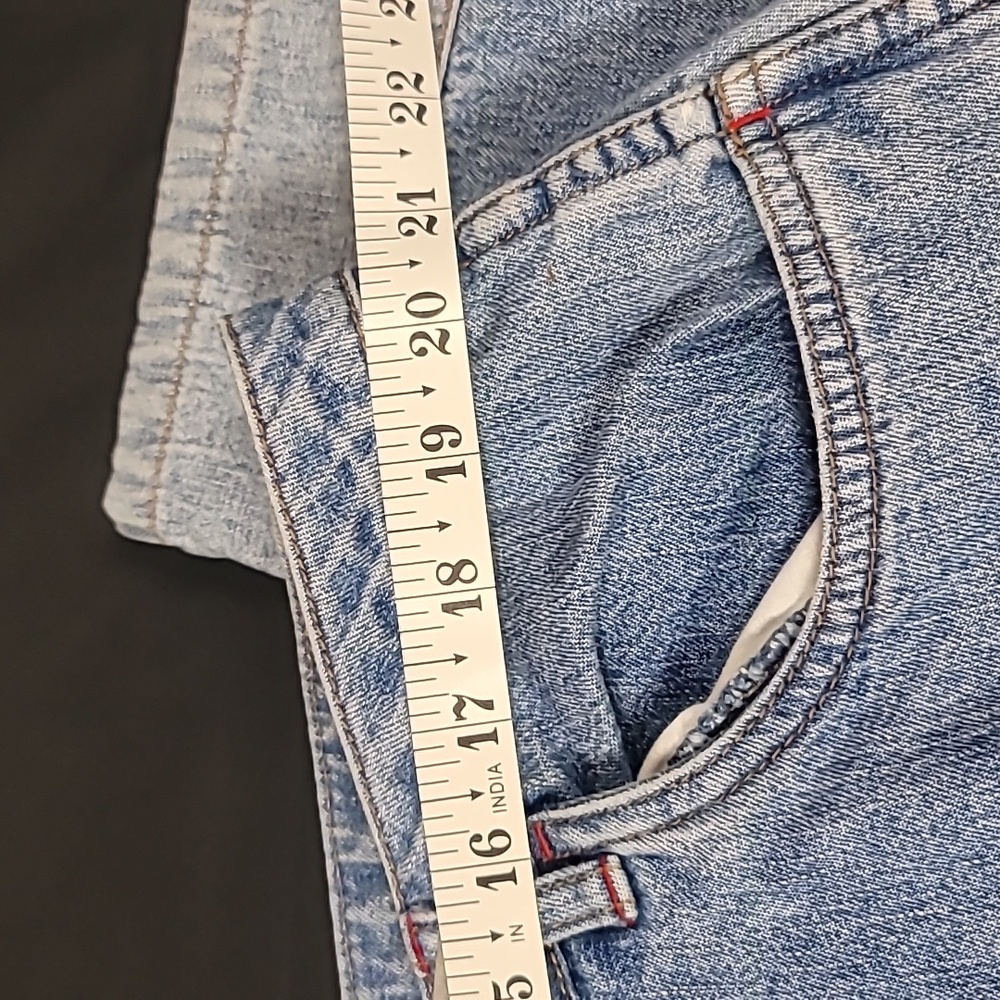 Christopher & Banks 20W Stone Wash Denim Capris Pants